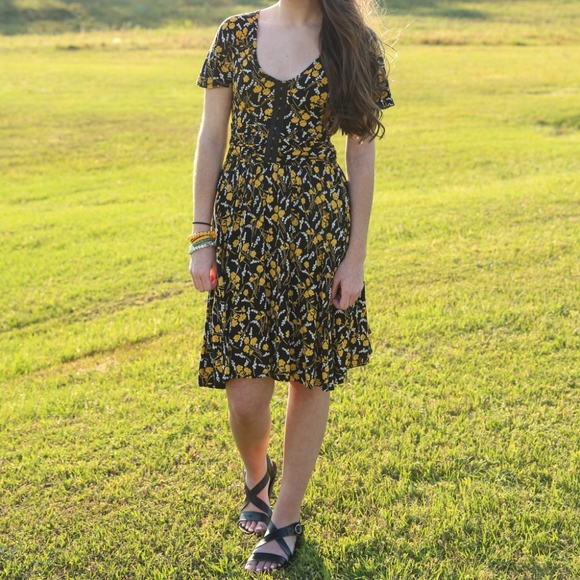 Anthropologie | Maeve Summer Breeze Floral Dress - Picture 2 of 8
